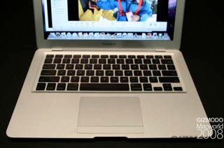 Illustration for article titled MacBook Air Hands-on